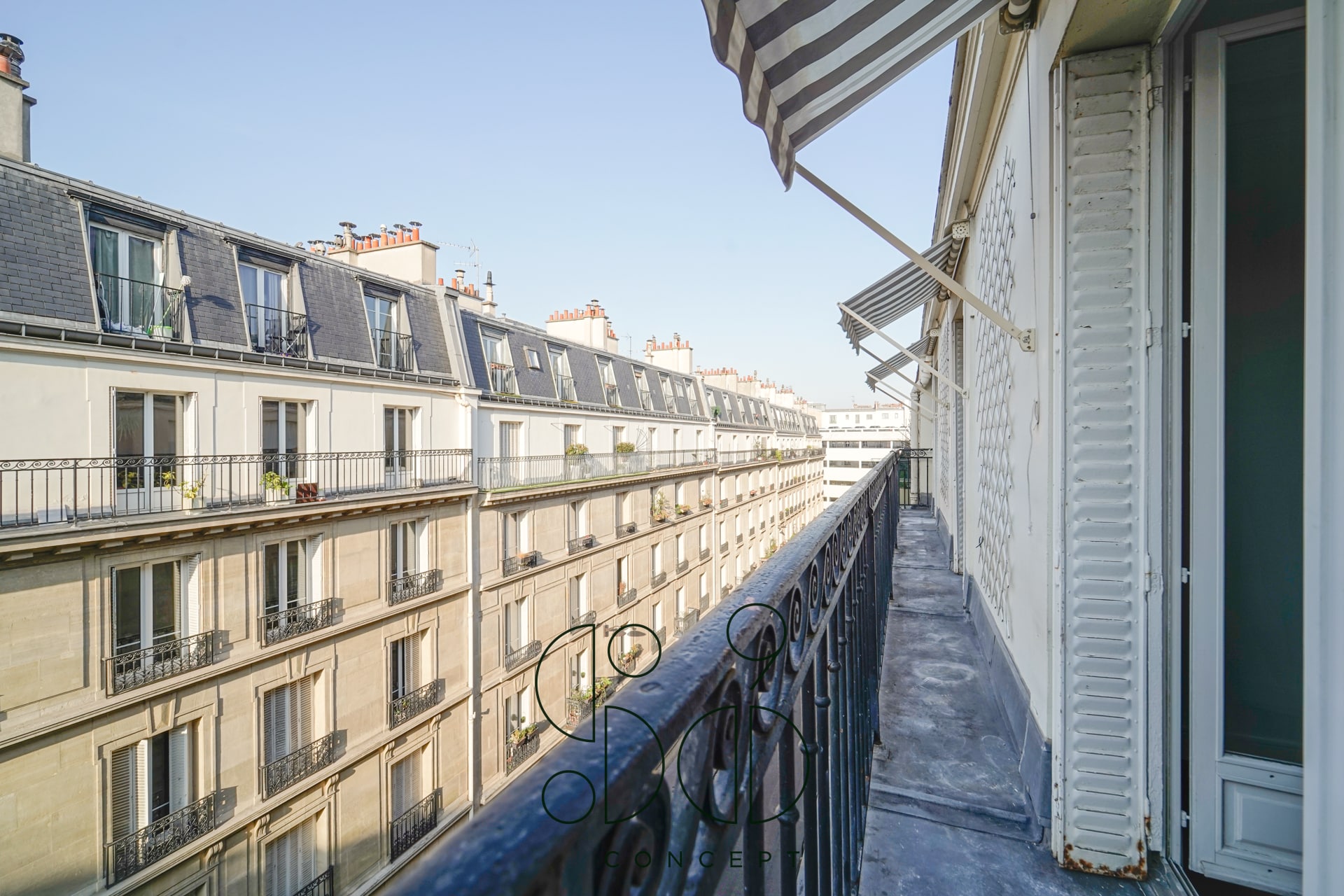 Lire la suite à propos de l’article Paris 17 – ERIC – Bel appartement trois chambres avec balcon filant- 100 m2